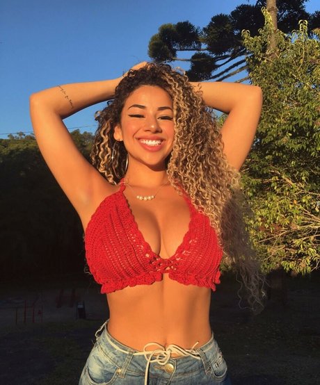 bellatreska ポルノモデル 画像