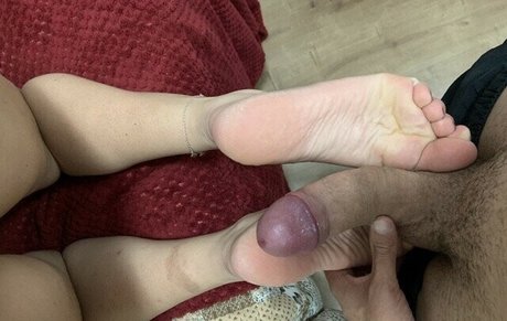 PrincessFeetBR 無料女優 写真