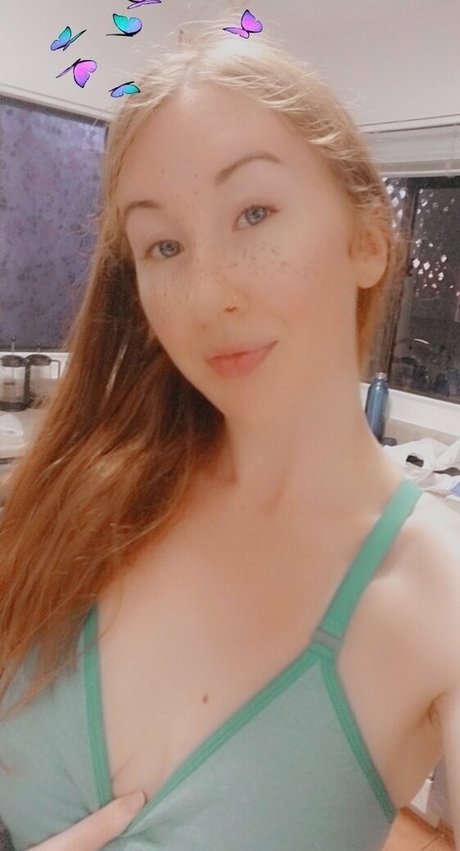 丸いお尻のオンリーファンズ 無料裸 写真