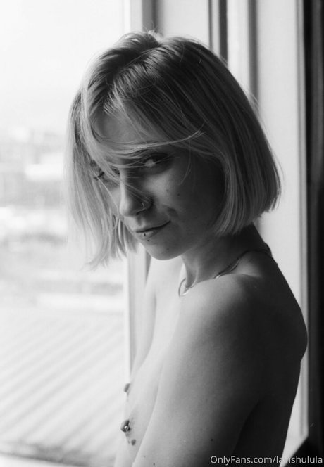 セーリングオンリーファンズ 無料ヌード 写真