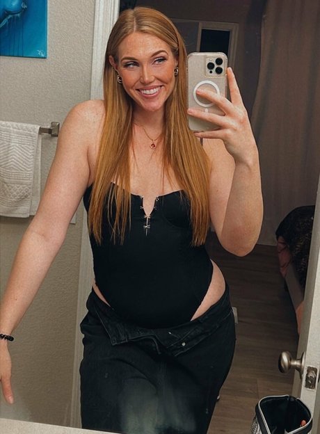 Alex The Amazon ヌードのポルノスター アーカイブ