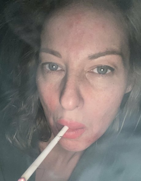 smokingqueenalina HD女優 アーカイブ