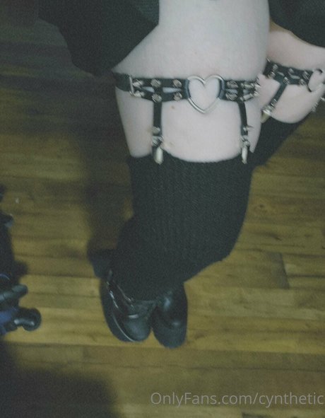 陸軍の熟女オンリーファンズ 美しい 写真