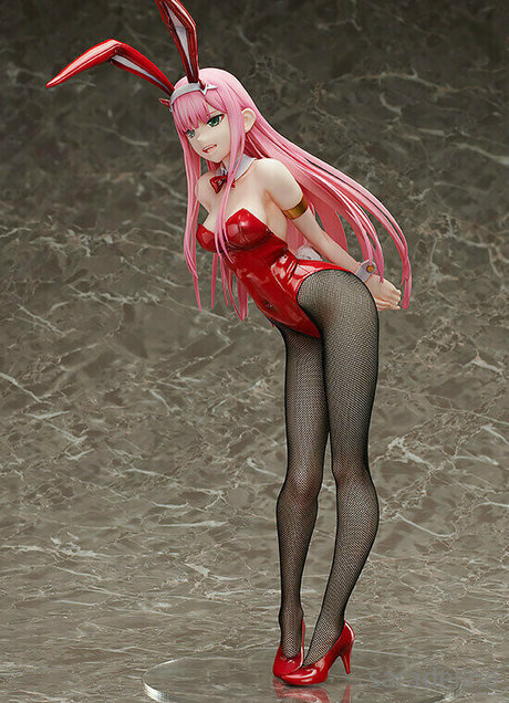 saradeline ポルノスター xxx 写真