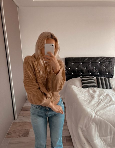 POVオンリーファン アートポルノ ギャラリー