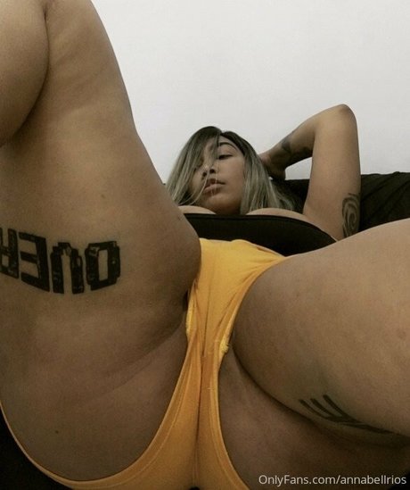 バン・オンリーファンズ 無料裸 ギャラリー