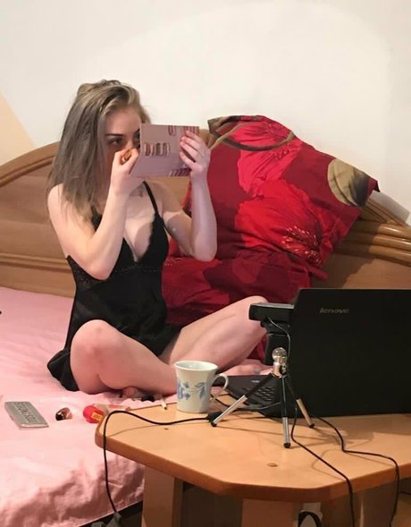 veronika it 裸のスター 写真