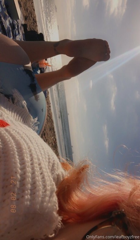 レズビアン乱交オンリーファンズ ポルノ 写真