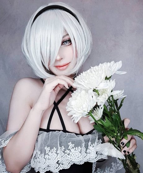 軍事オンリーファンズ アートヌード 写真