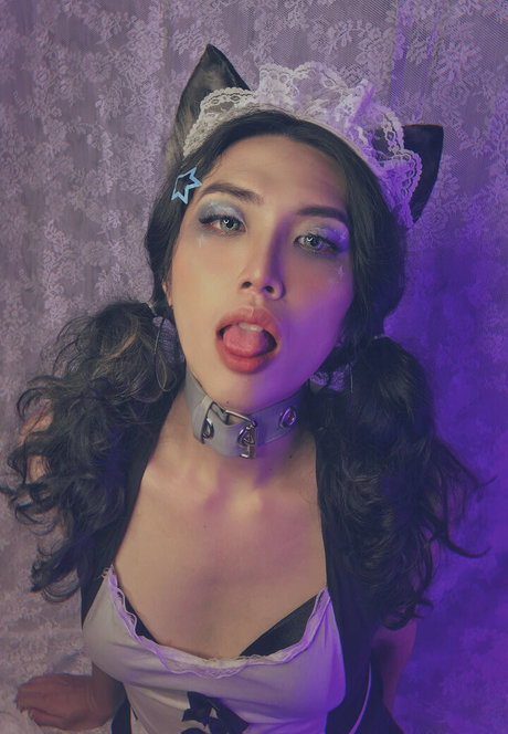 Emily Yunicorn ポルノスター アーカイブ