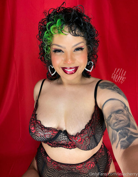 ジムガールズオンリーファンズ 美しいヌード 写真