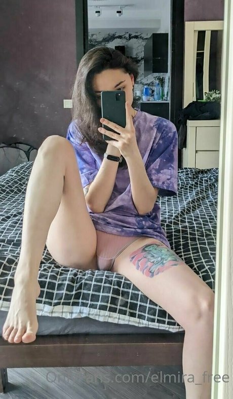 elmira free セクシーモデル アーカイブ