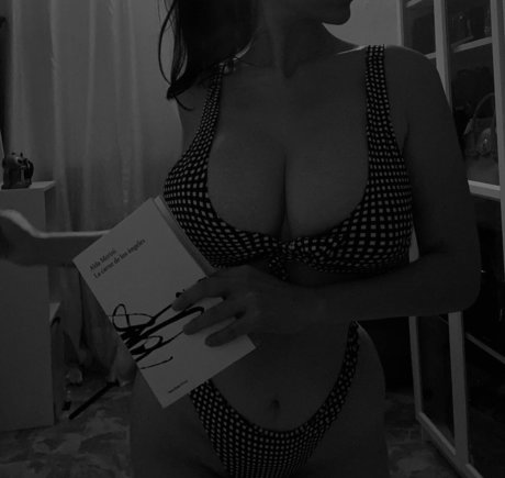 Castiza Vixens ポルノスター セックス ギャラリー