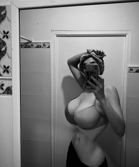 Castiza Vixens 素敵なモデル 写真