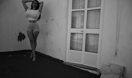 Castiza Vixens xxxモデル 写真