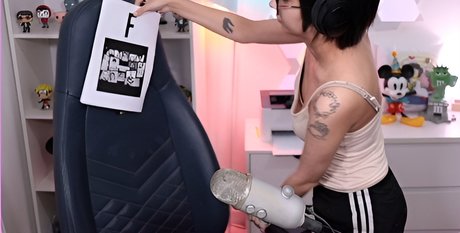 獣医オンリーファンズ ホットxxx 写真