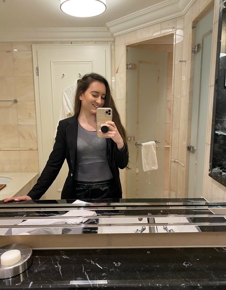 ジムガールズオンリーファンズ ポルノ 写真