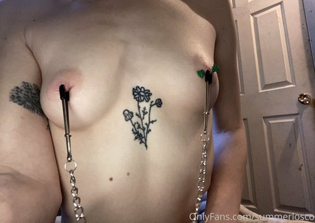 summerlosco かわいいポルノスター 写真