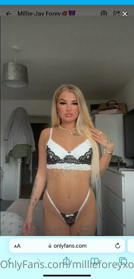 ママファックオンリーファンズ ホット 写真