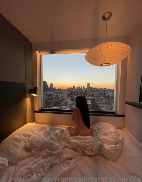 gothbabygirl666 可愛い女優 ギャラリー