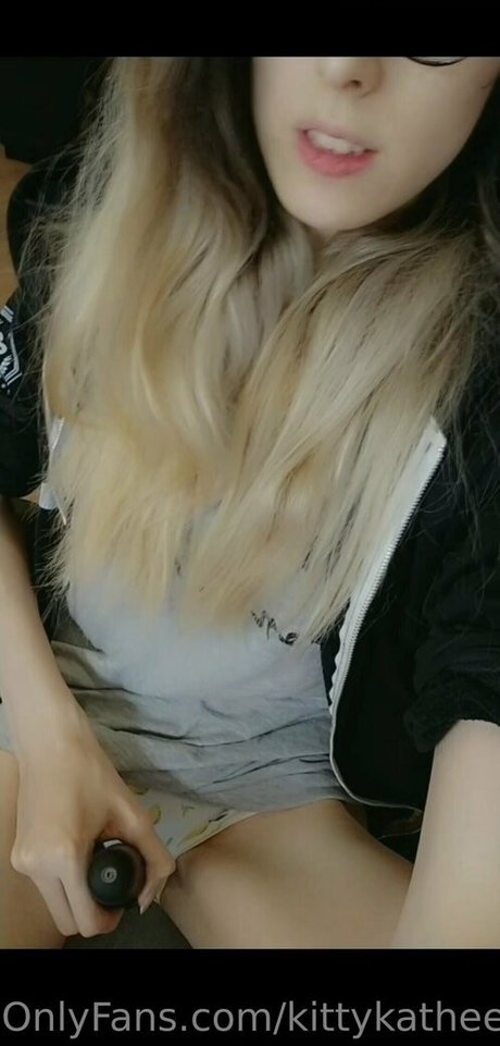 ニューハーフが男とセックスするオンリーファンズ 無料xxx 写真