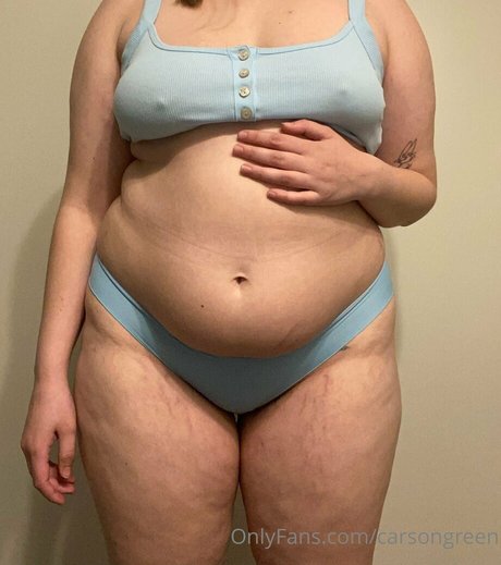 巨乳ストリップオンリーファンズ 素敵 写真