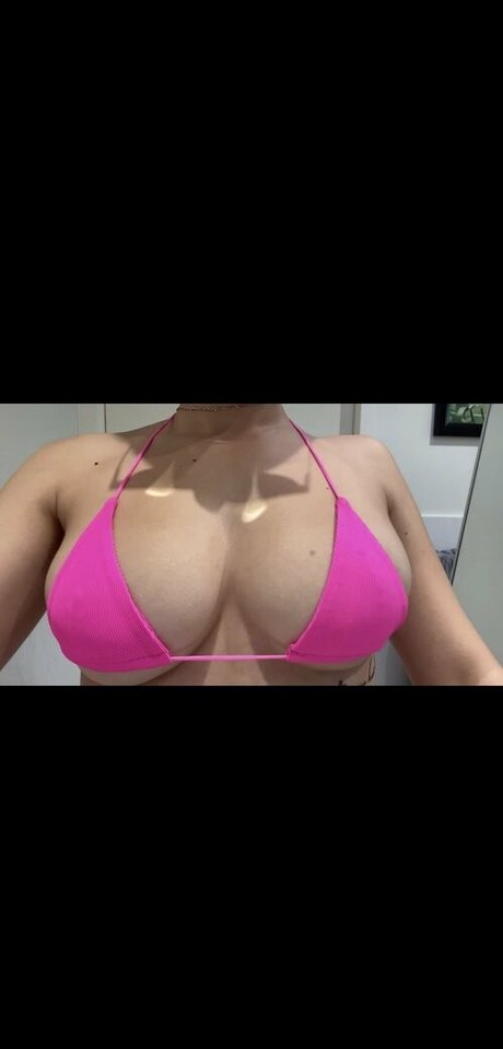 lilithcavali かわいいスター 写真