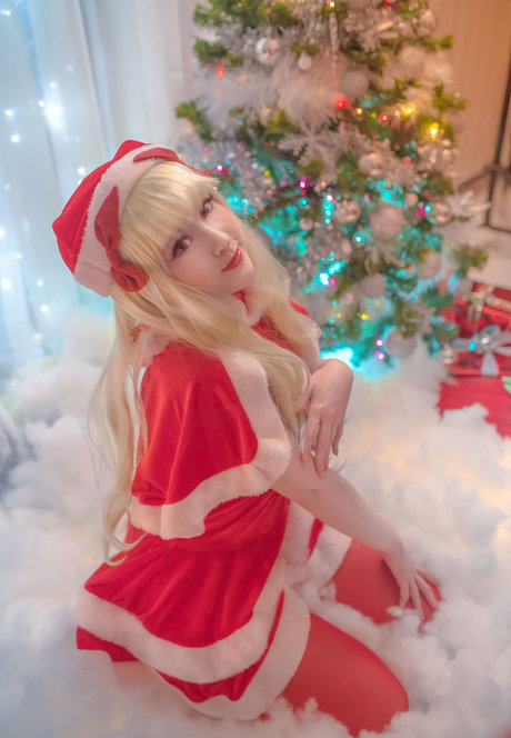 尖ったおっぱいオンリーファンズ ポルノ 画像