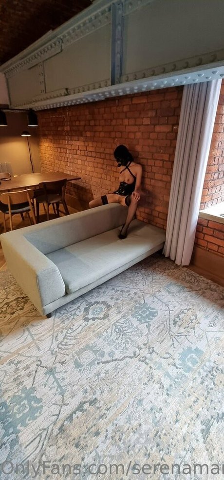 Serena Mann 裸のポルノスター 写真