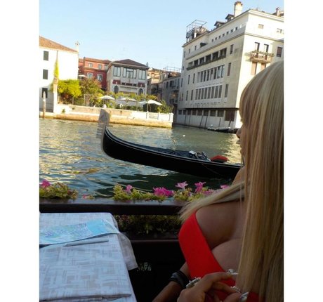 Atlanna ポルノスター 可愛い アーカイブ