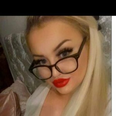 Jessica Elizabeth アートスター アーカイブ