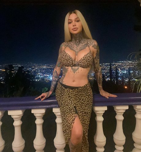 Emy Lee ポルノスター xxx 写真