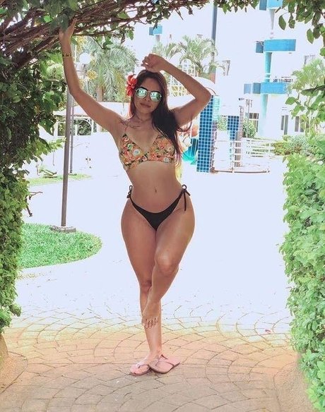 アナルを食べるオンリーファンズ セクシーヌード 写真