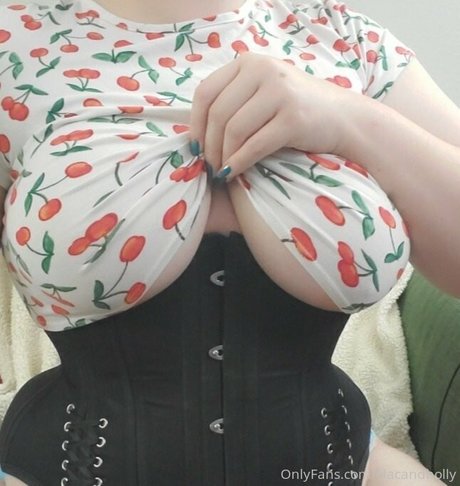 lilacandholly プロフィール写真