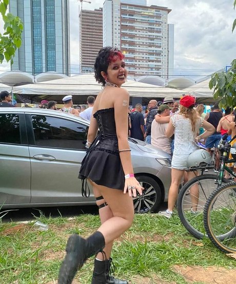 Aurwrayag 可愛いモデル 画像