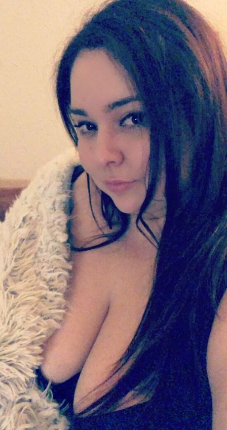 シャワー3P オンリーファンズ 無料ポルノ 画像