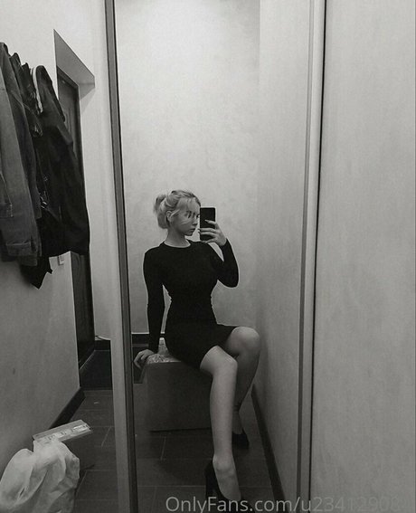 flora belll 最高のモデル 写真