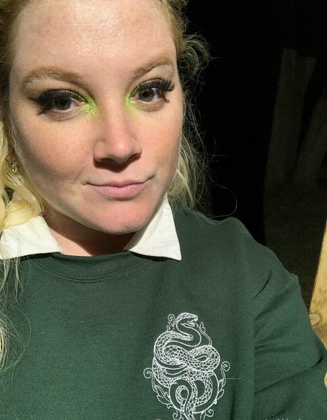 elliskay ポルノスター アート ギャラリー