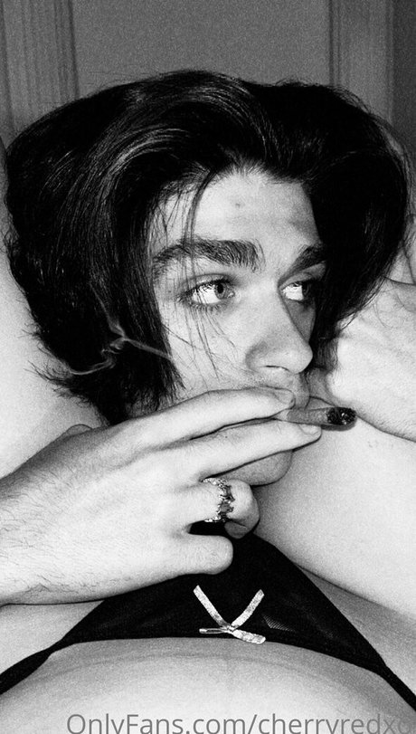 cherryredxo ポルノスター xxx 写真