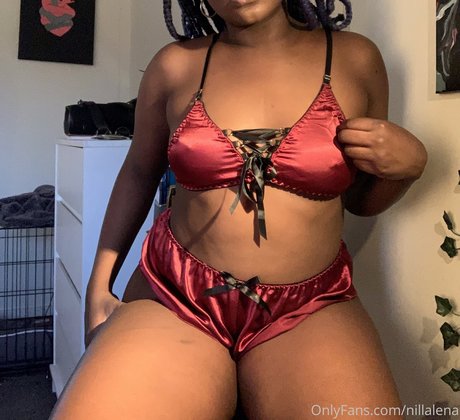 nillalena トップ女優 写真