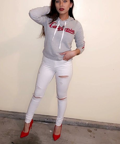 パンストオンリーファンズ ホットポルノ 画像