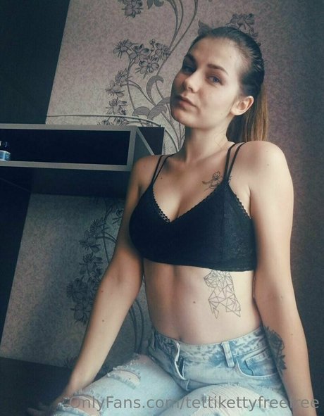 tettikettyfreefree ヌード女優 画像