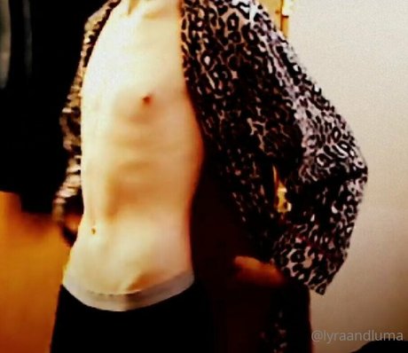 lyraandluma セクシー女優 ギャラリー