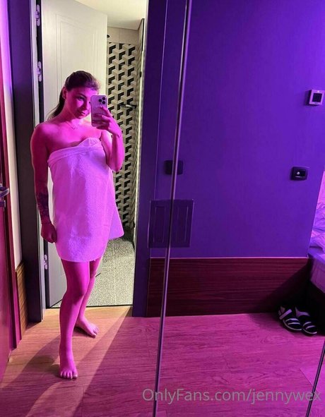 jennywex 裸の女優 写真