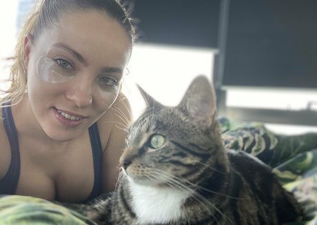 ビーチセックスオンリーファンズ アートxxx 画像