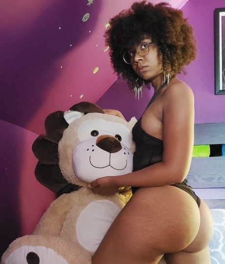 Slightly Expired ポルノスター アダルト ギャラリー