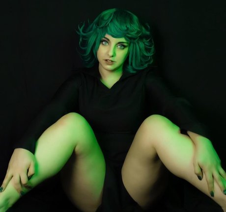 ラテン系オンリーファンズ ポルノグラフィック 写真