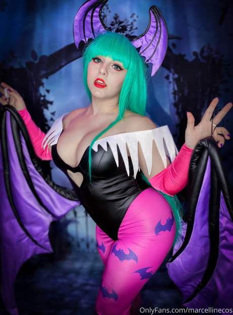 Marcelline 美しいモデル 写真