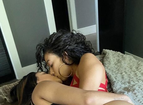 Kassandra Lee xxxポルノスター アーカイブ