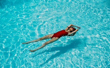 小さなおっぱいオンリーファンズ 無料xxx 画像